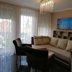 https://bettina47-apartman.hotels-hajduszoboszlo-hungary.com